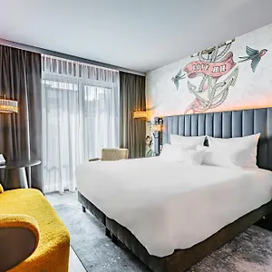 Nyx By Leonardo Hotel